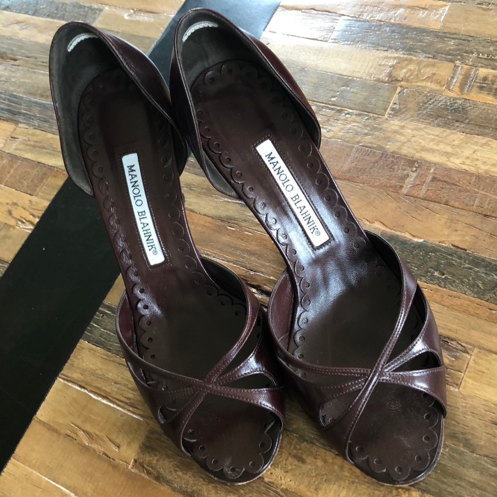 Manolo Blahnik heels: Butterflop 7.5 B